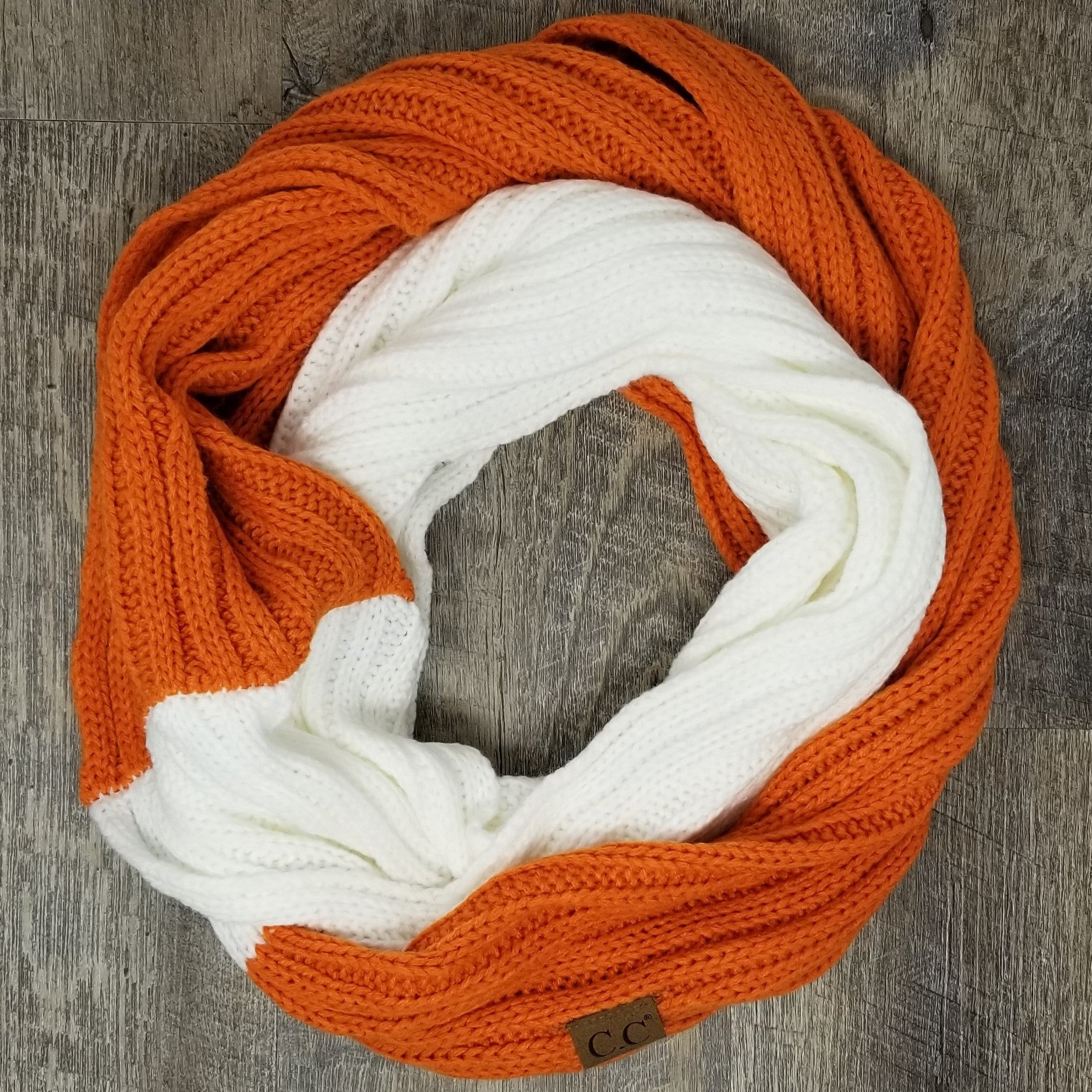 White knit hotsell infinity scarf